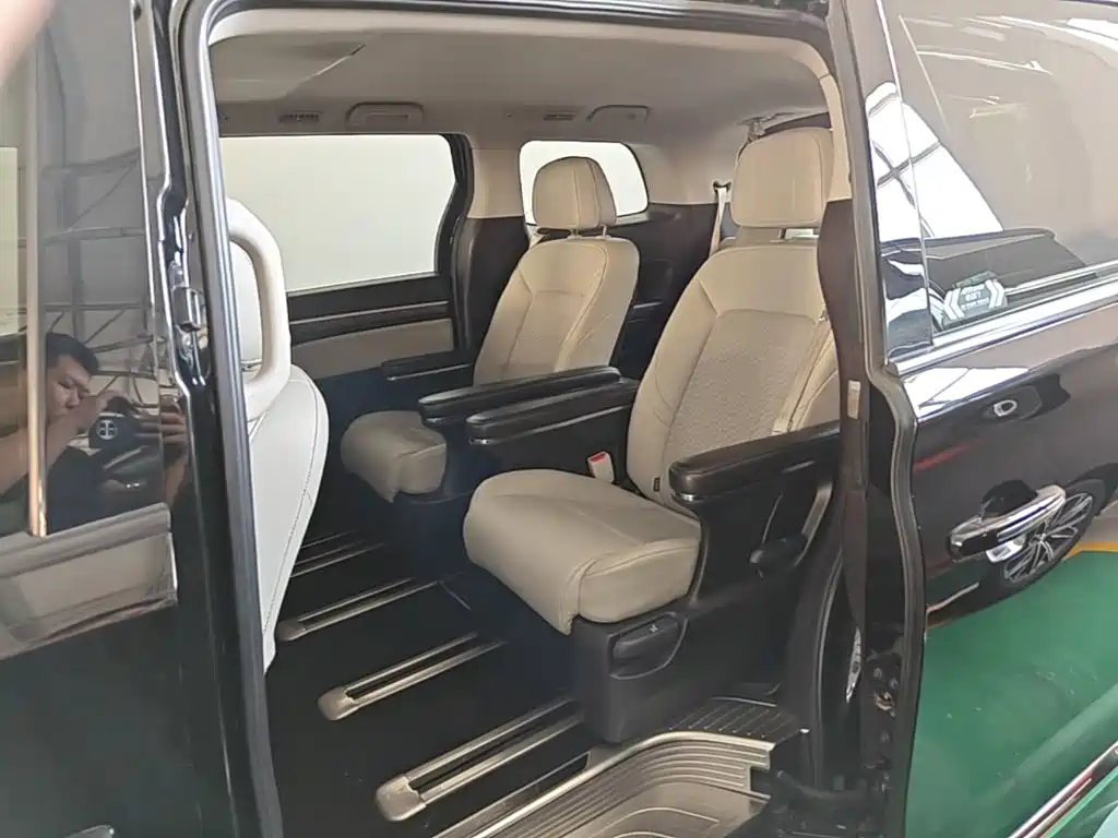 GAC Trumpchi M8 2021 — фото 17