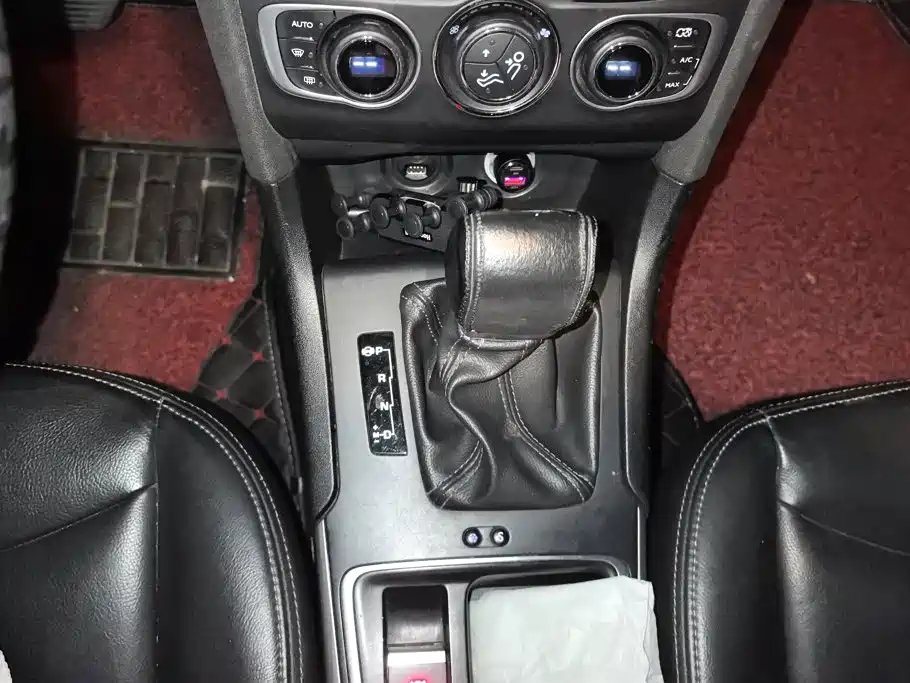 Citroën C4L 2017 — фото 15