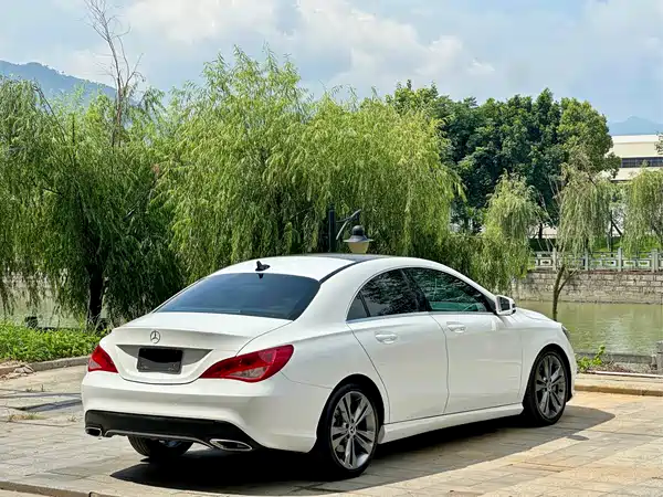 Mercedes-Benz CLA 2018