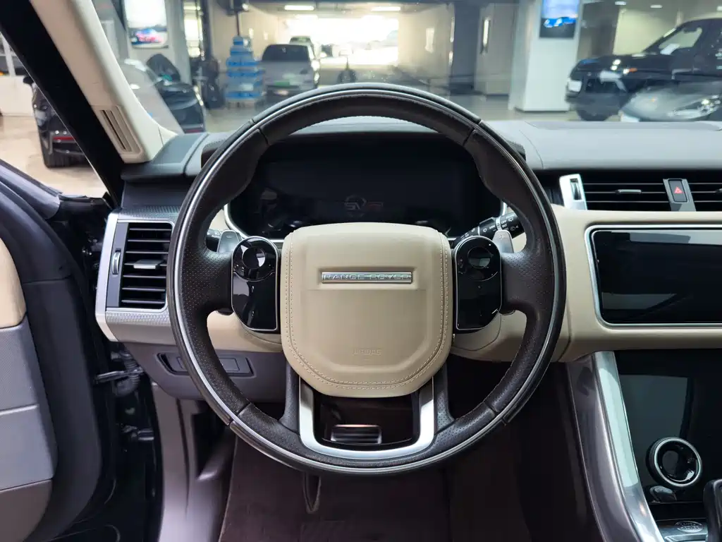 Land Rover Range Rover Sport 2018 — фото 8