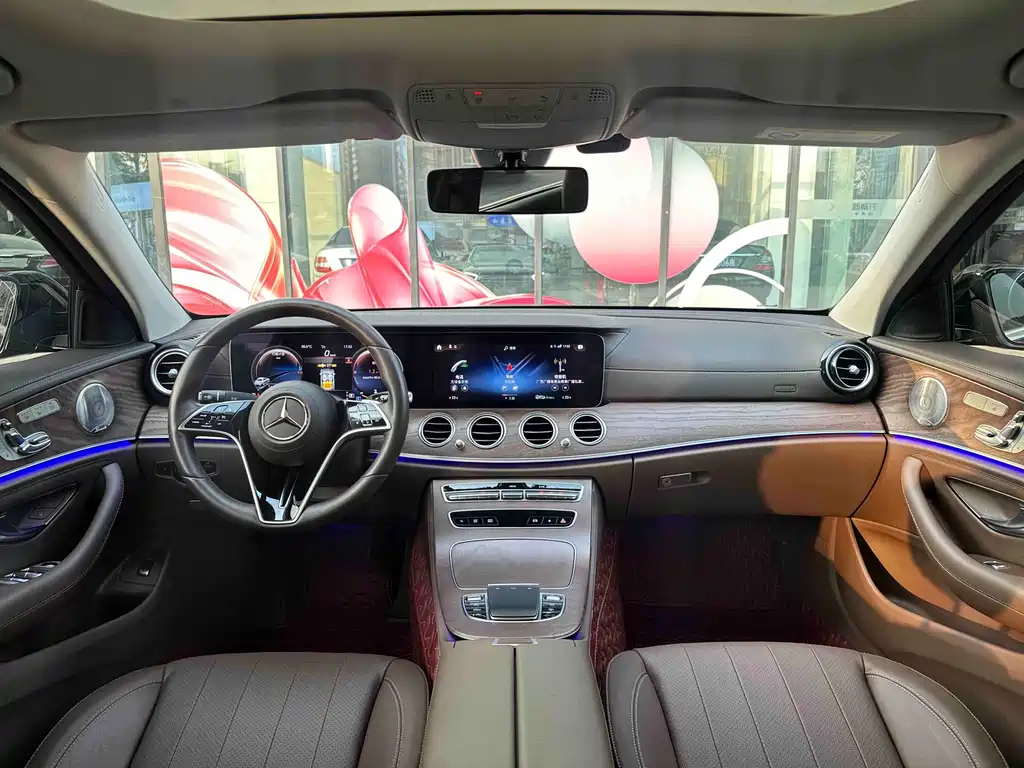 Mercedes-Benz E-Class 2022 — фото 19