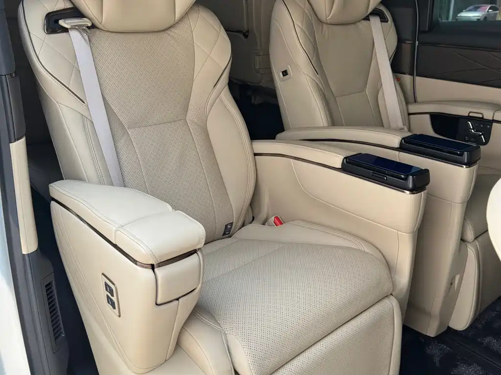 Toyota Vellfire 2024 — фото 15