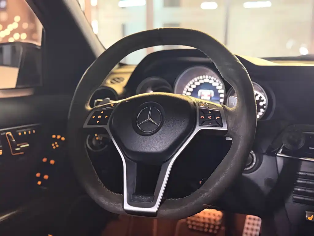 Mercedes-Benz C-Class AMG 2014 — фото 14