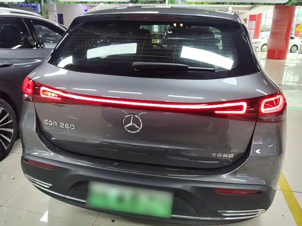 Mercedes-Benz EQA 2022