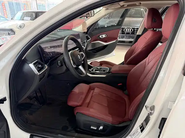 BMW 3 Series 2023