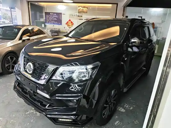 Nissan Terra 2022