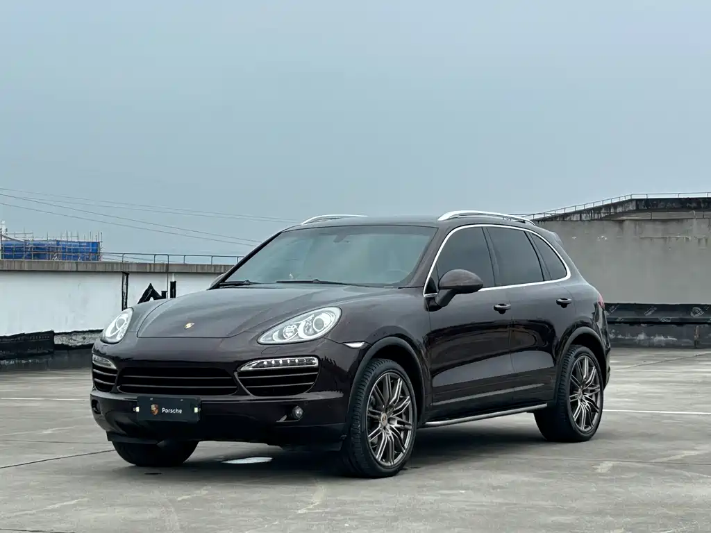 Porsche Cayenne 2014 — фото 2