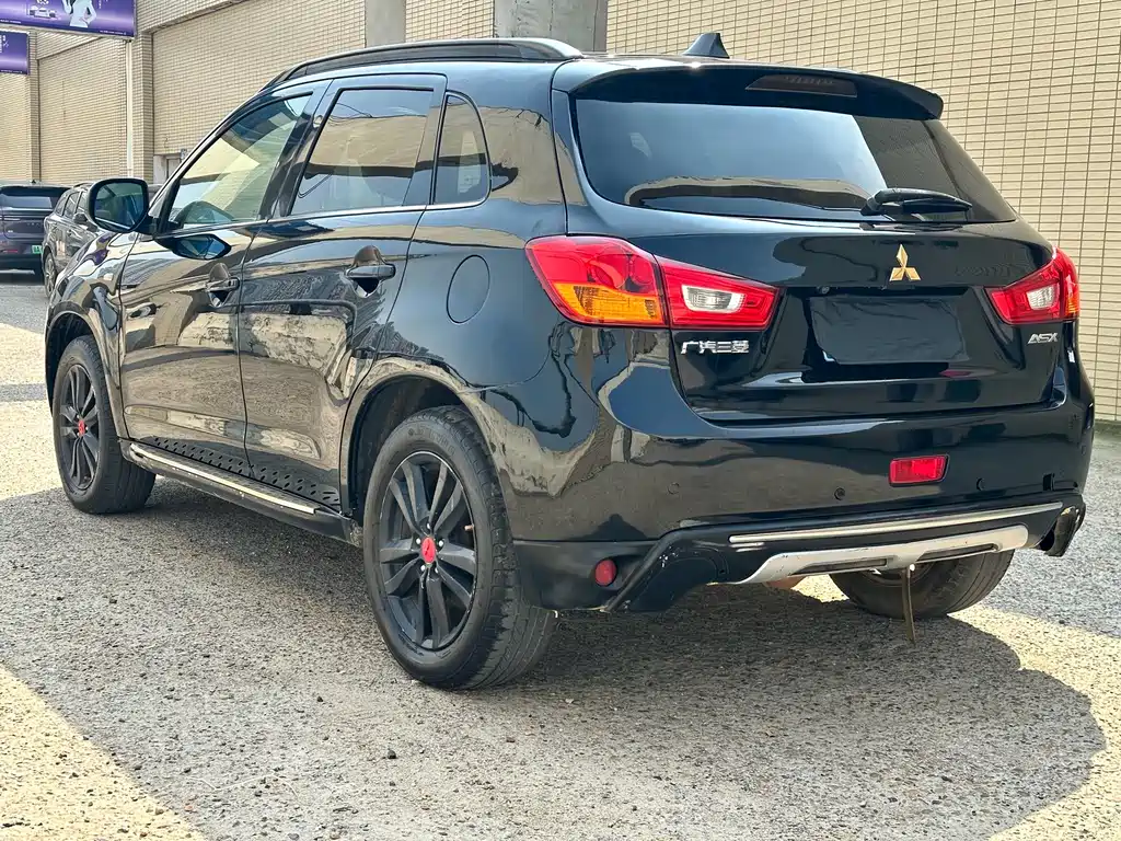 Mitsubishi ASX 2015