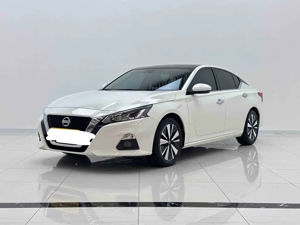 Nissan Teana 2022