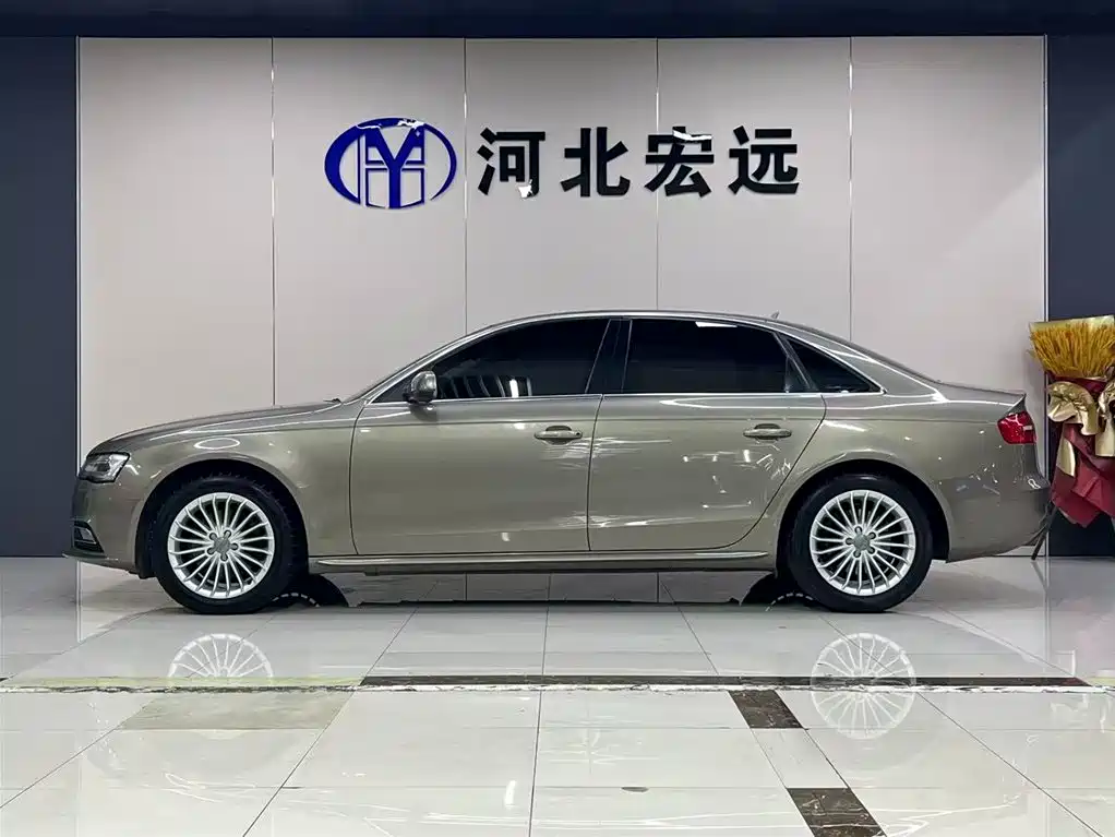 Audi A4L 2013