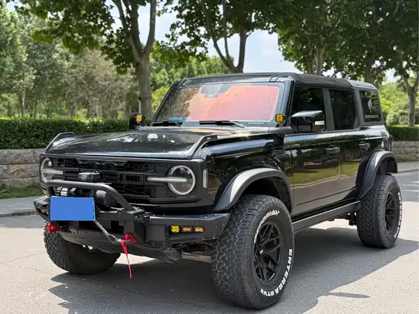 Ford Bronco 2024