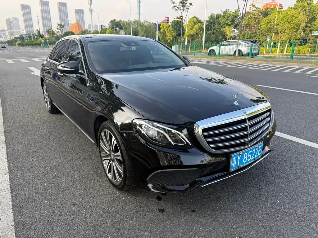 Mercedes-Benz E-Class 2016