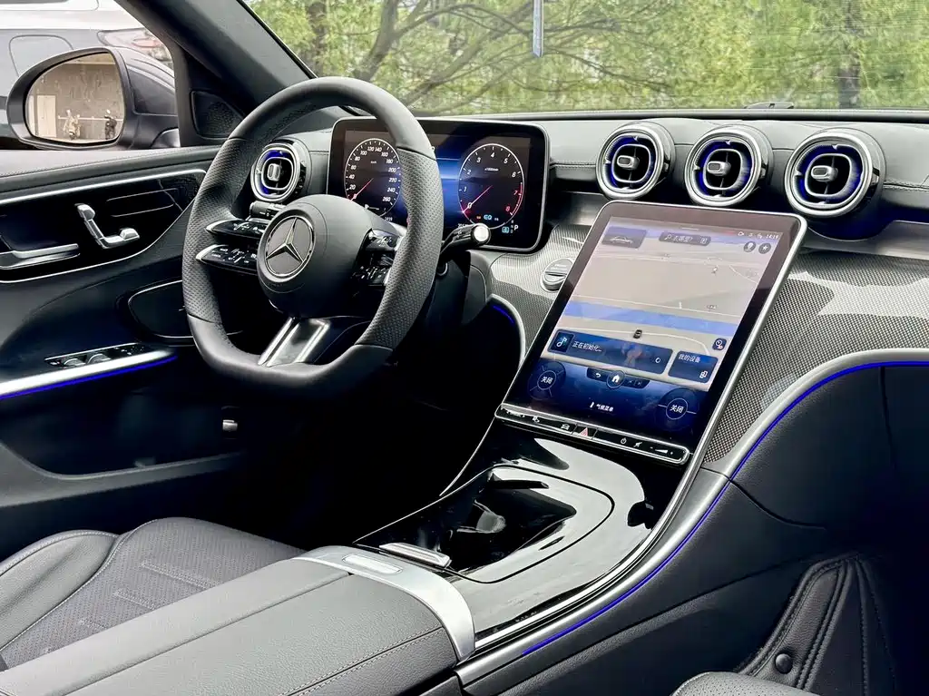 Mercedes-Benz C-Class 2021 — фото 18