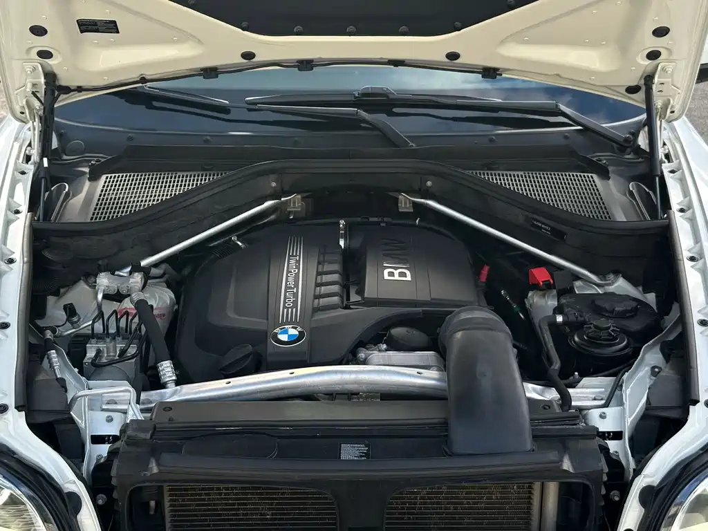 BMW X6 2015 — фото 12