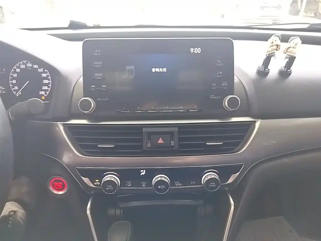 Honda Accord 2019 — фото 13