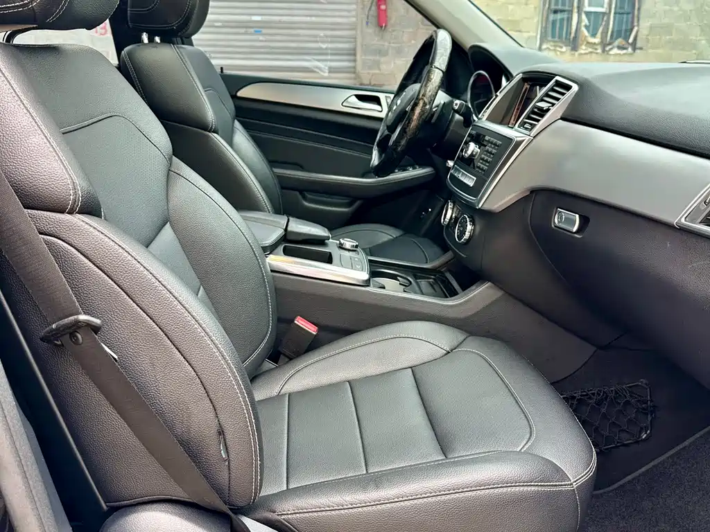 Mercedes-Benz M-Class 2013 — фото 10