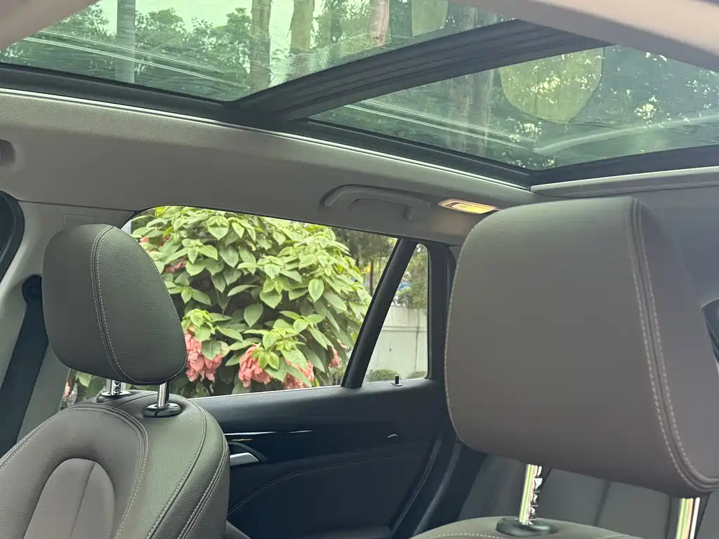BMW X1 2022 — фото 12