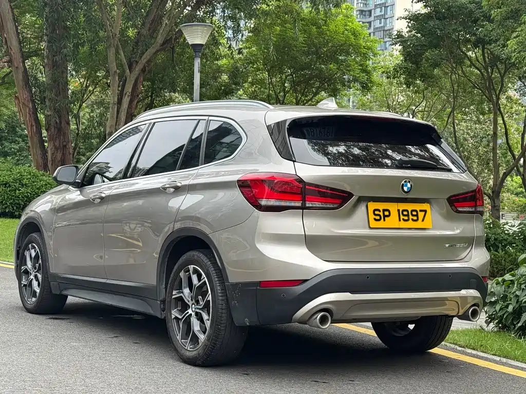 BMW X1 2022 — фото 7