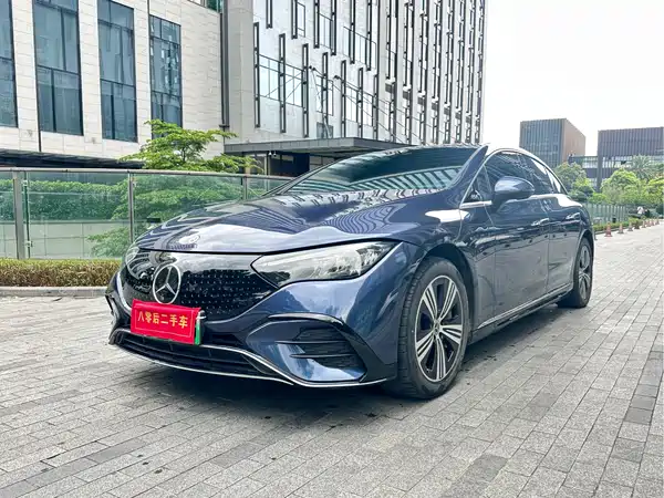 Mercedes-Benz EQE 2022