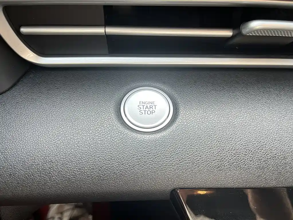 Hyundai Elantra 2022 — фото 9