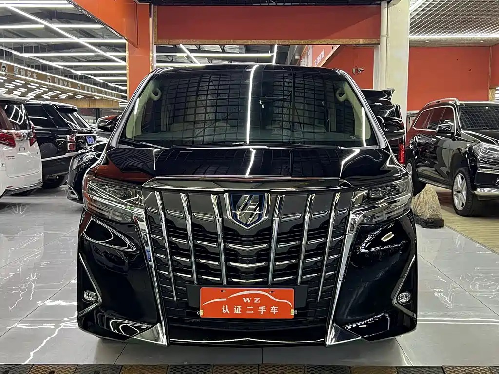 Toyota Alphard 2020 — фото 2