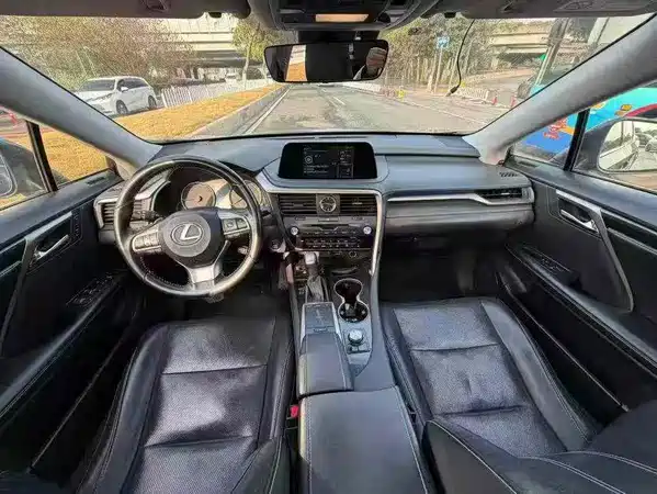 Lexus RX 2020