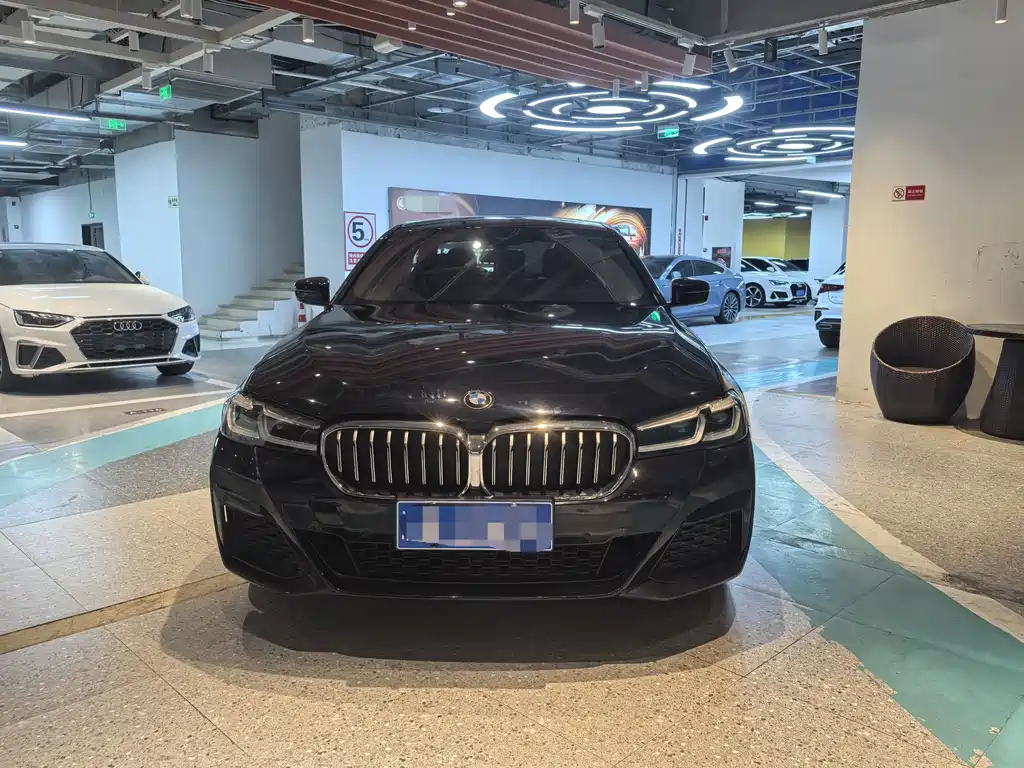 BMW 5 Series 2022