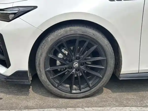 Changan UNI-V 2024