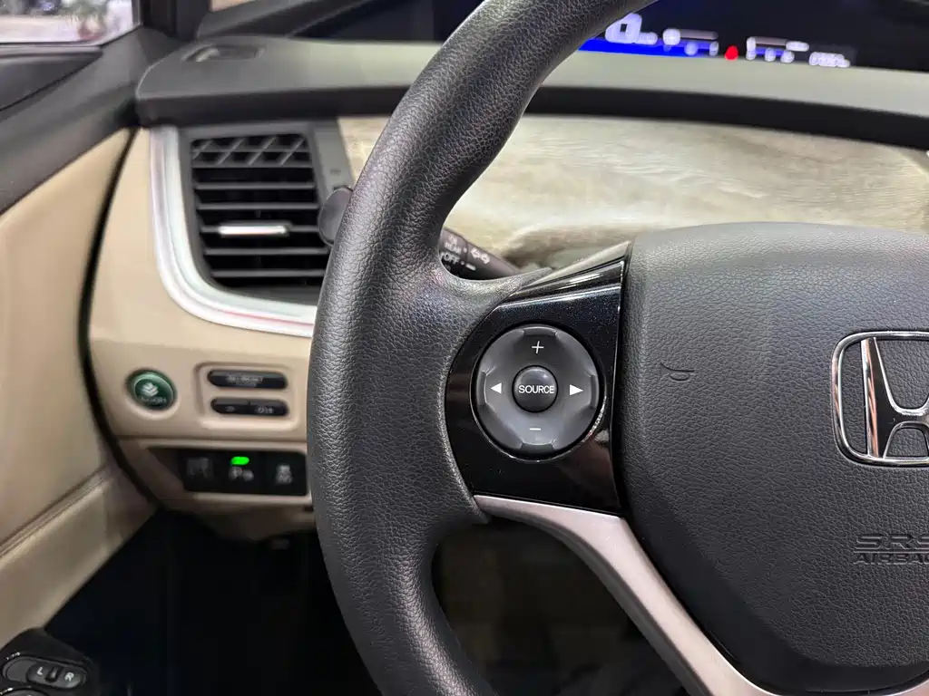 Honda Jade 2018 — фото 12