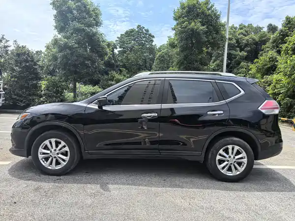 Nissan X-Trail 2014