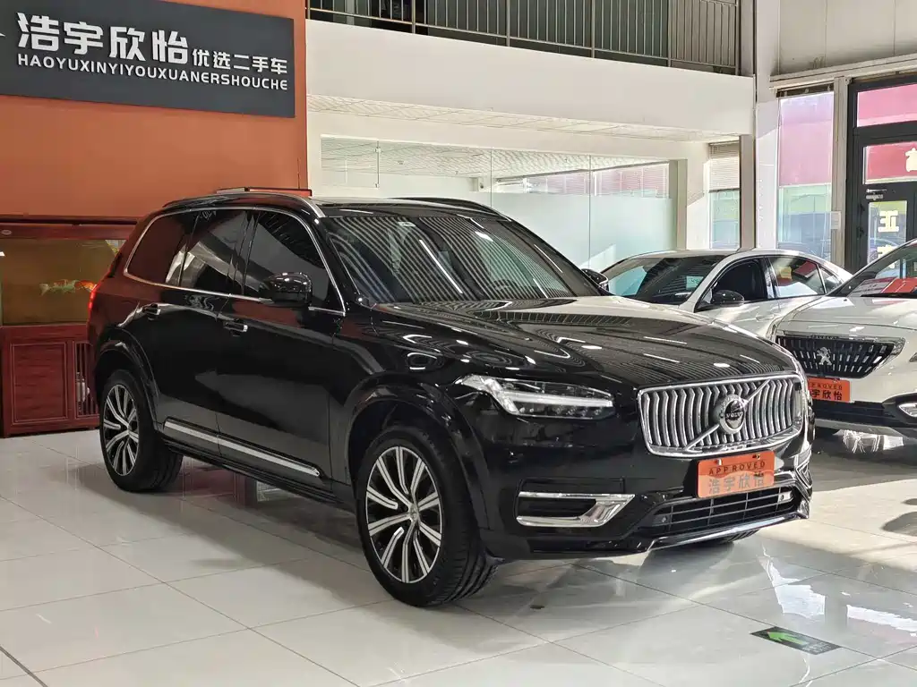 Volvo XC90 2023 — фото 3