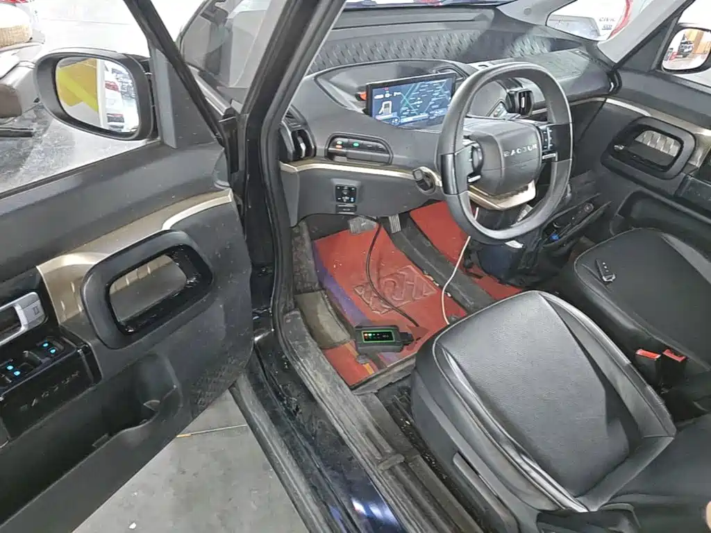 Baojun Kiwi EV 2022 — фото 16