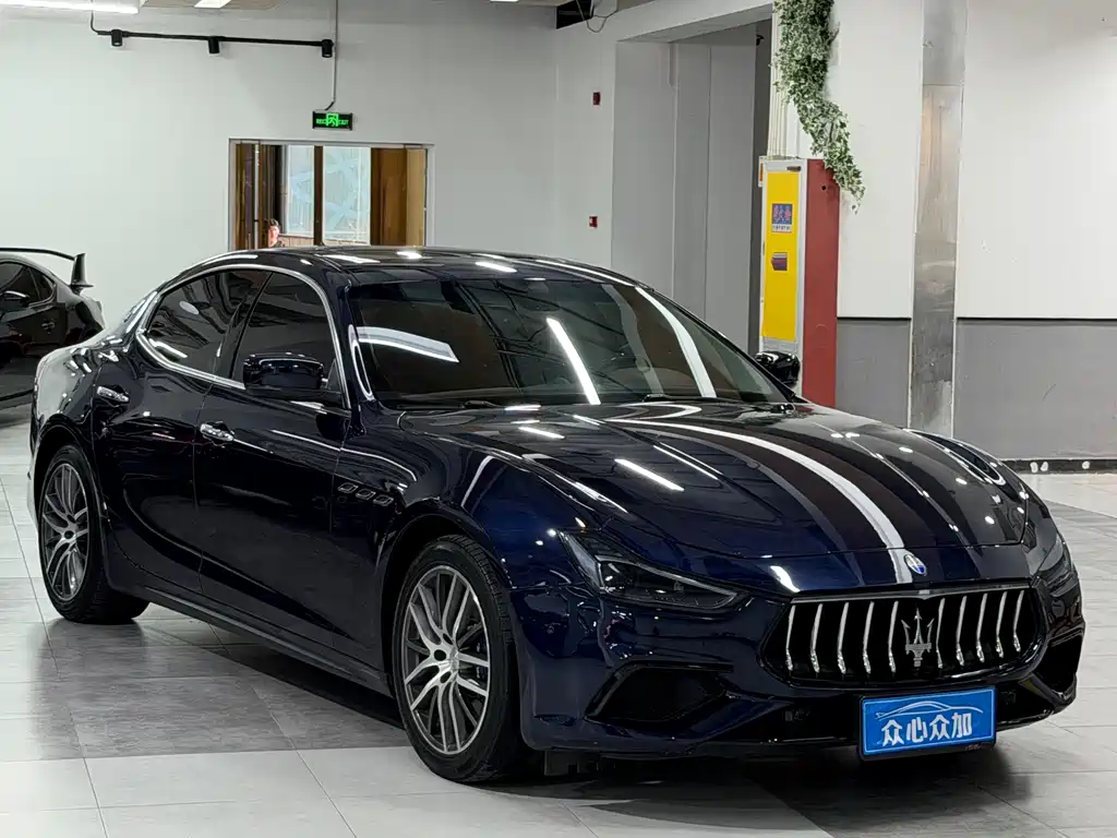 Maserati Ghibli 2015 — фото 3