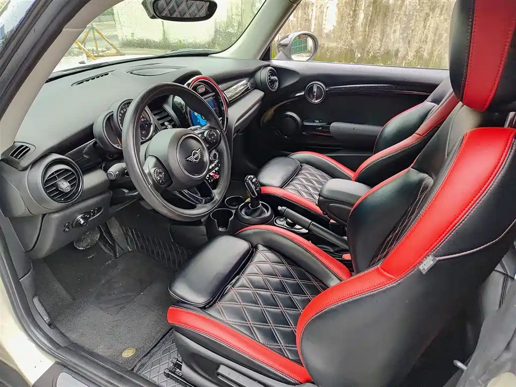 MINI MINI 2018