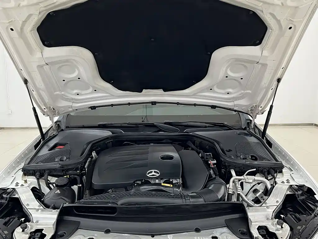 Mercedes-Benz E-Class 2020 — фото 16
