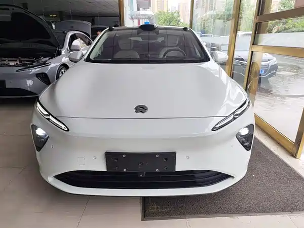 NIO ET7 2022