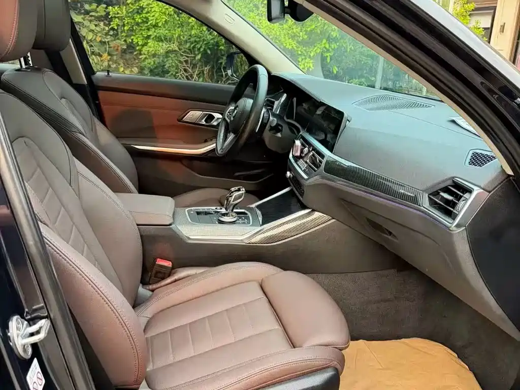 BMW 3 Series 2020