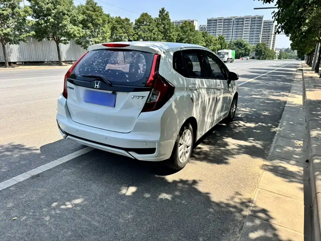 Honda Fit 2020 — фото 9