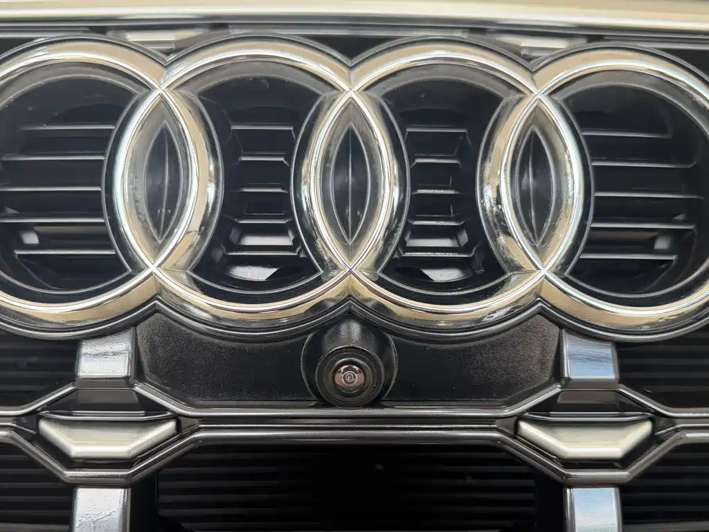 Audi Q3 2023 — фото 21