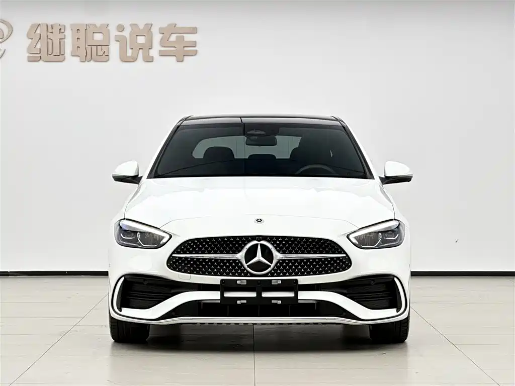 Mercedes-Benz C-Class 2024