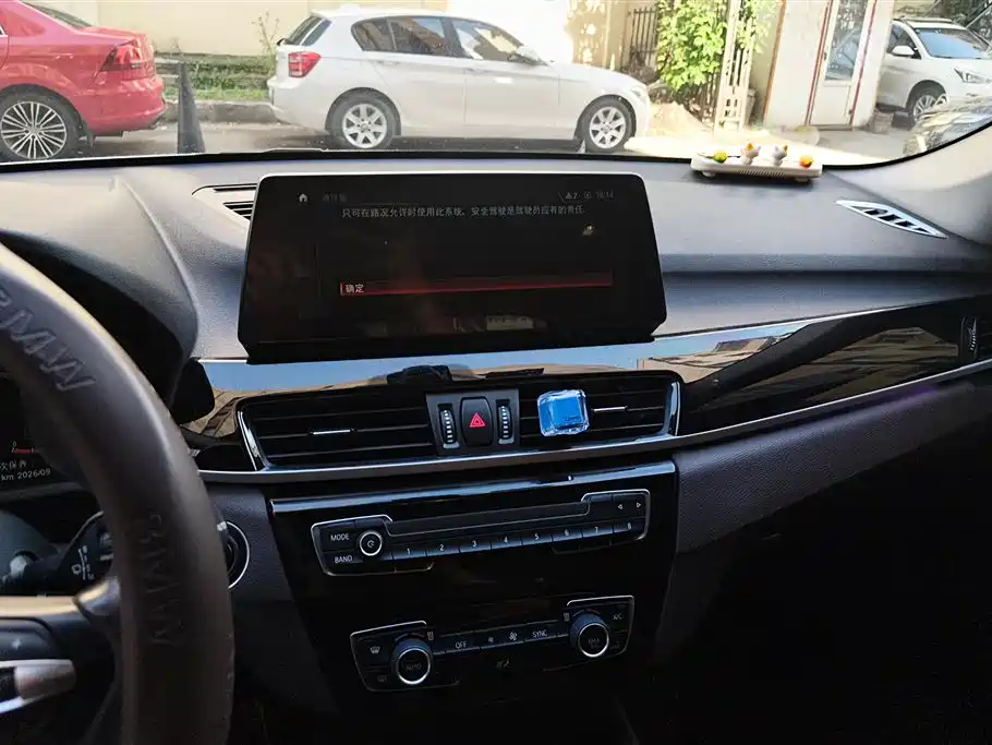BMW X1 2021 — фото 13