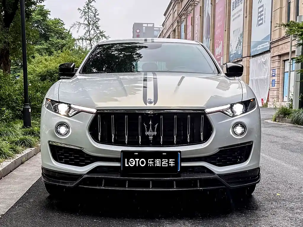 Maserati Levante 2022