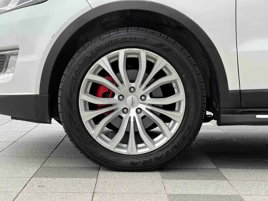 Landwind X7 2015 — фото 34
