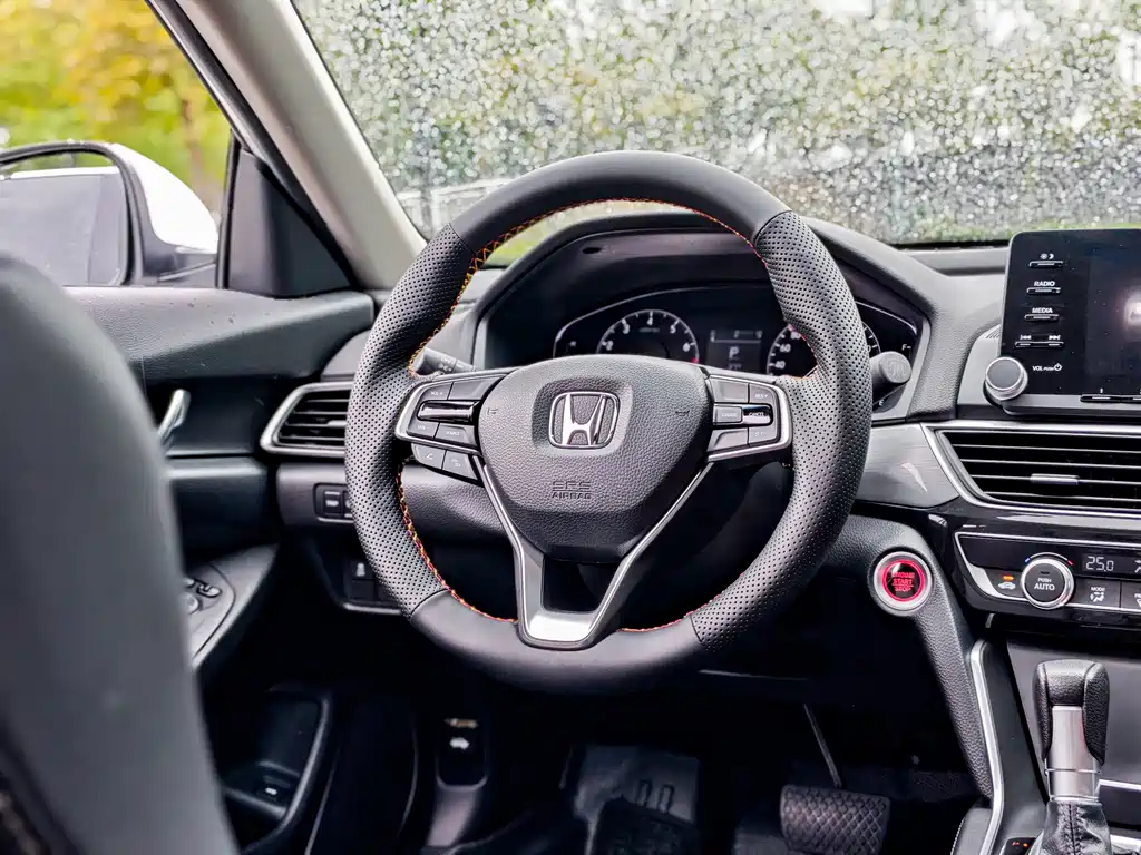 Honda Inspire 2020 — фото 11