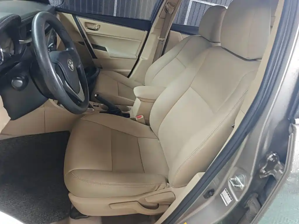 Toyota Corolla 2015 — фото 15