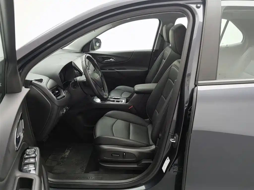Chevrolet Equinox 2023 — фото 10