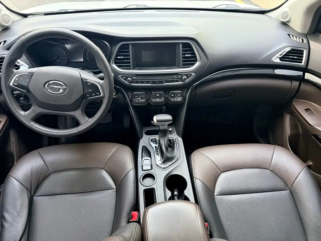 GAC Motor Trumpchi GS4 2018 — фото 5