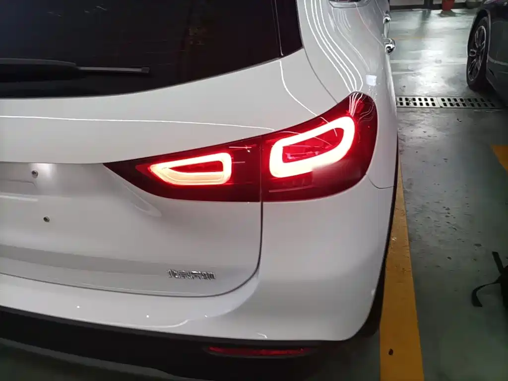 Mercedes-Benz GLA 2022 — фото 8