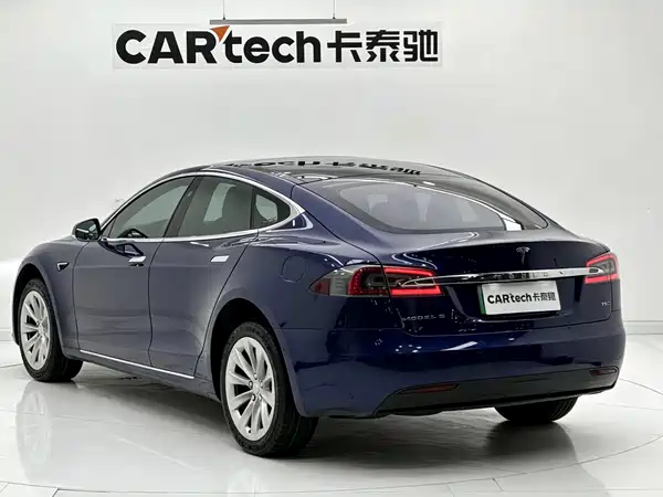 Tesla Model S 2017