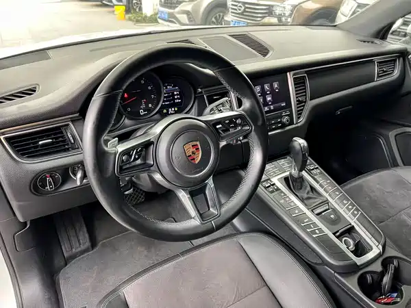 Porsche Macan 2018